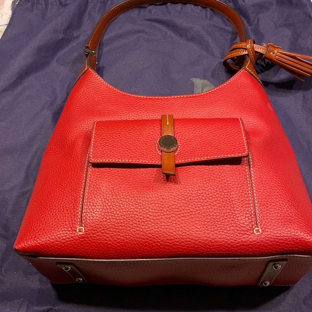 Dooney & Bourke Leather Bag *GORGEOUS-RED*